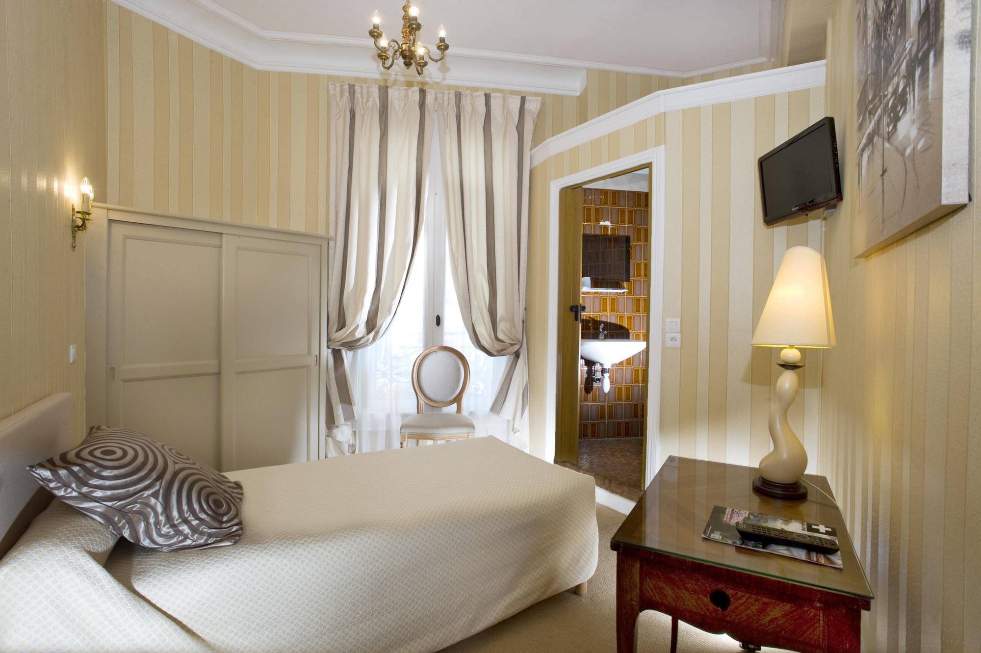 Hotel D'Albion Paris Exterior foto