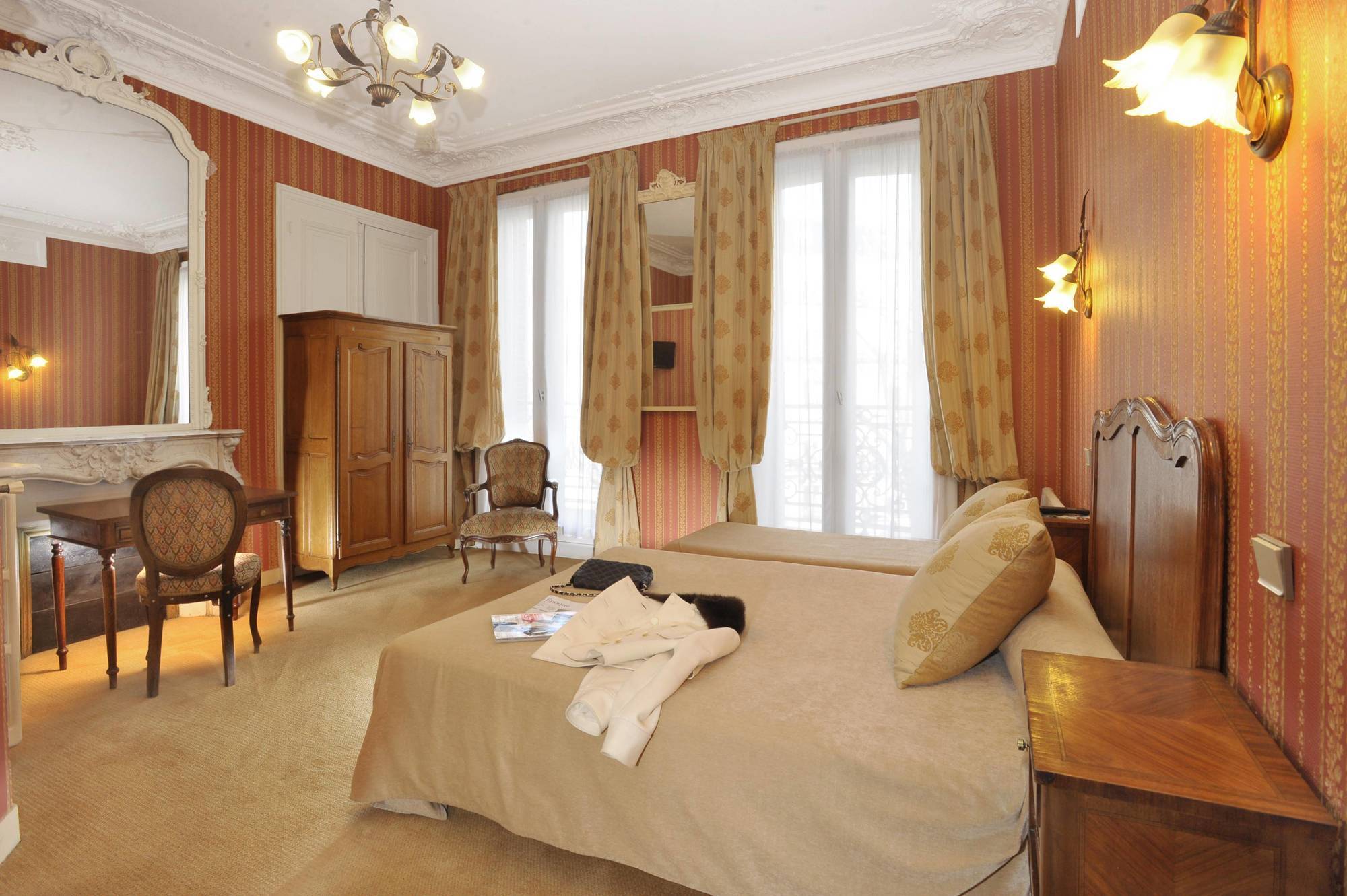 Hotel D'Albion Paris Exterior foto